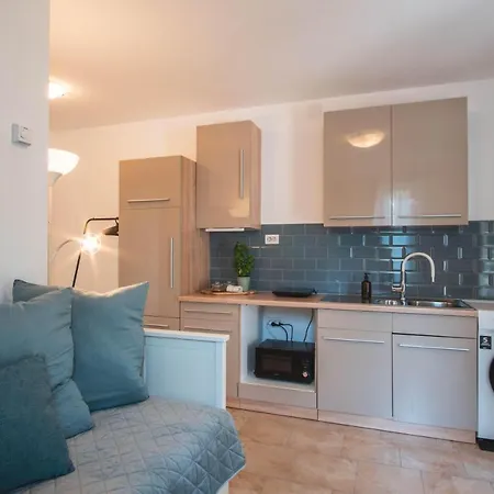 Apartman La La Land 2 *